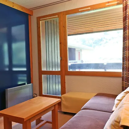 Apartment Mezzanine Skis Aux Pieds A Meribel, Balcon, Wi-fi, Non Fumeur - Fr-1-182-234 *